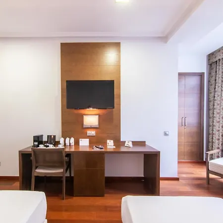 Отель Soho Boutique 3*