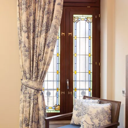 Soho Boutique 오비에도