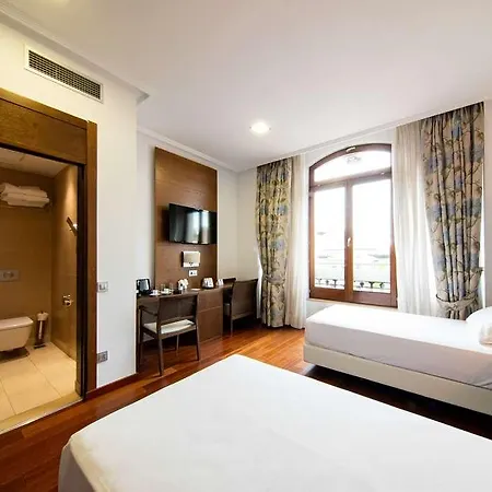 Отель Soho Boutique 3*